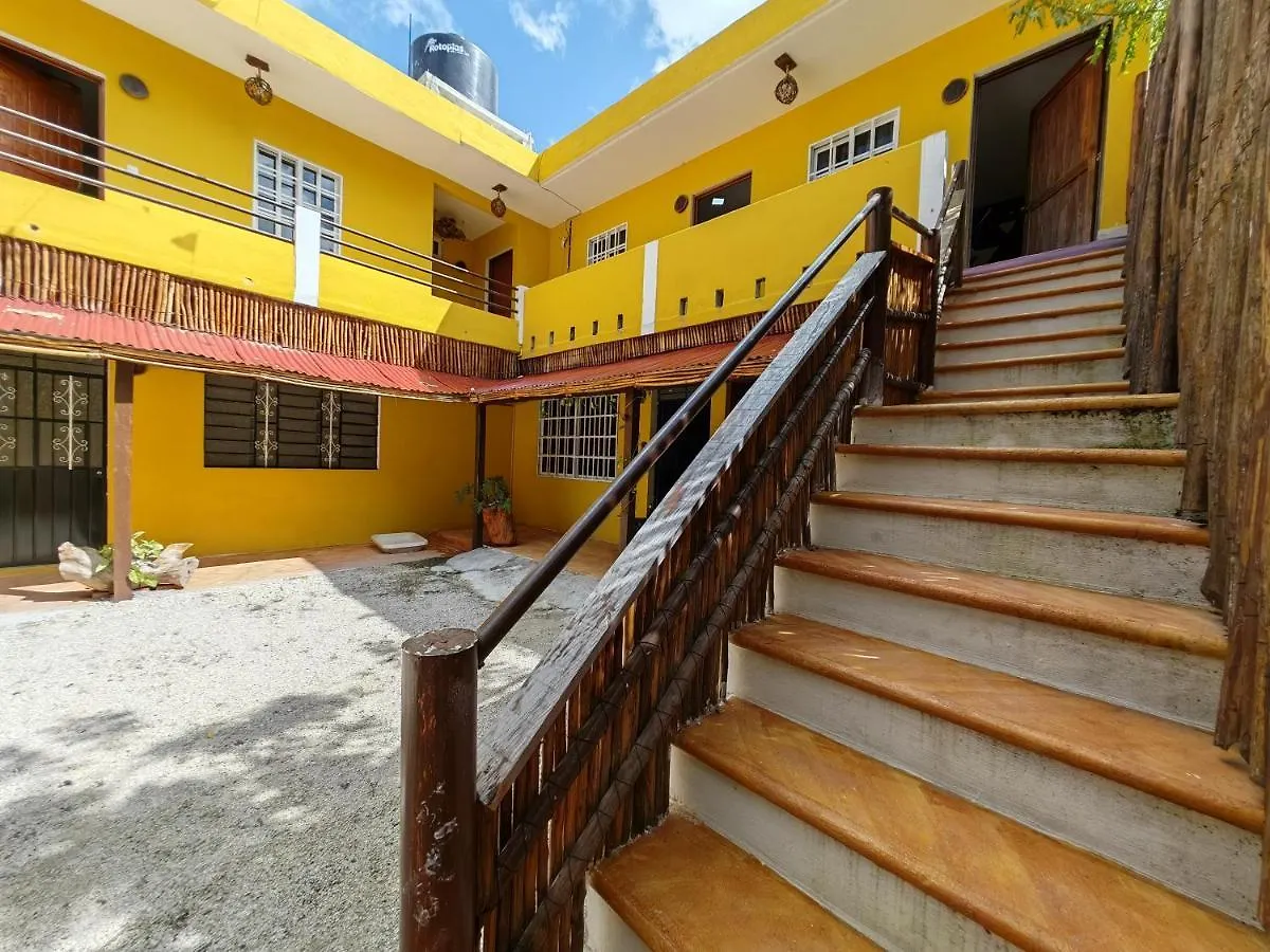 Ξενοδοχείο με διαμερίσματα Hotel Valma Bacalar